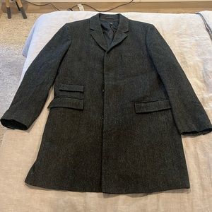 Men’s J Crew Large slim fit wool coat in charcoal.